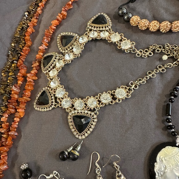 Jewelry mystery Box lot re-seller lot costume fashion semi-precious 11 pieces + - Picture 3 of 17